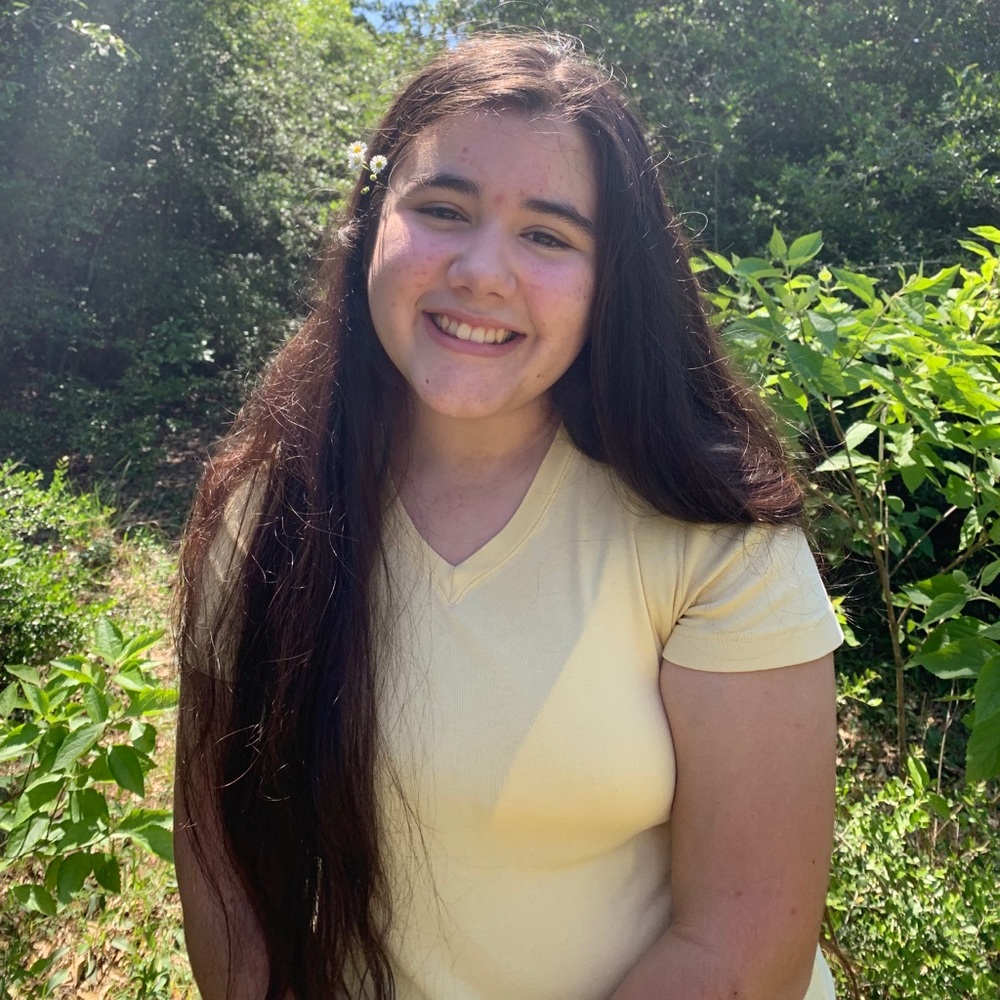 Meet your Posher, Alejandra